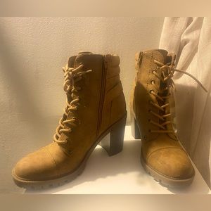 GBG Los Angeles boots